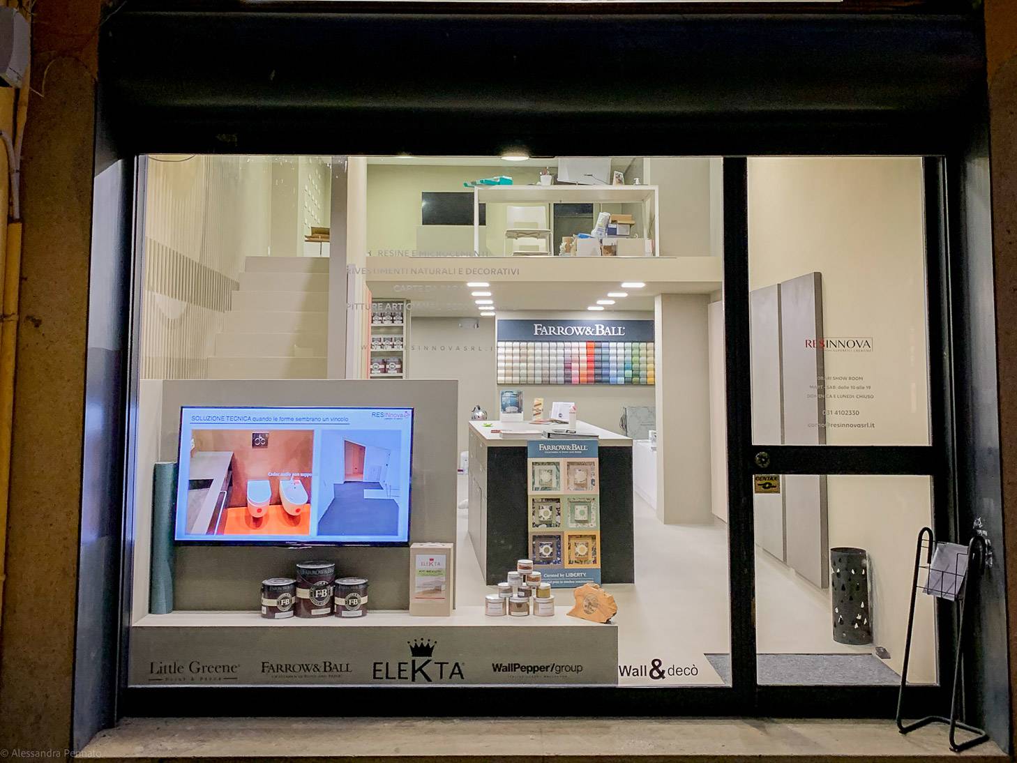 resinnova-showroom-como-pavimenti-supercifi-resina-microcementi (49)