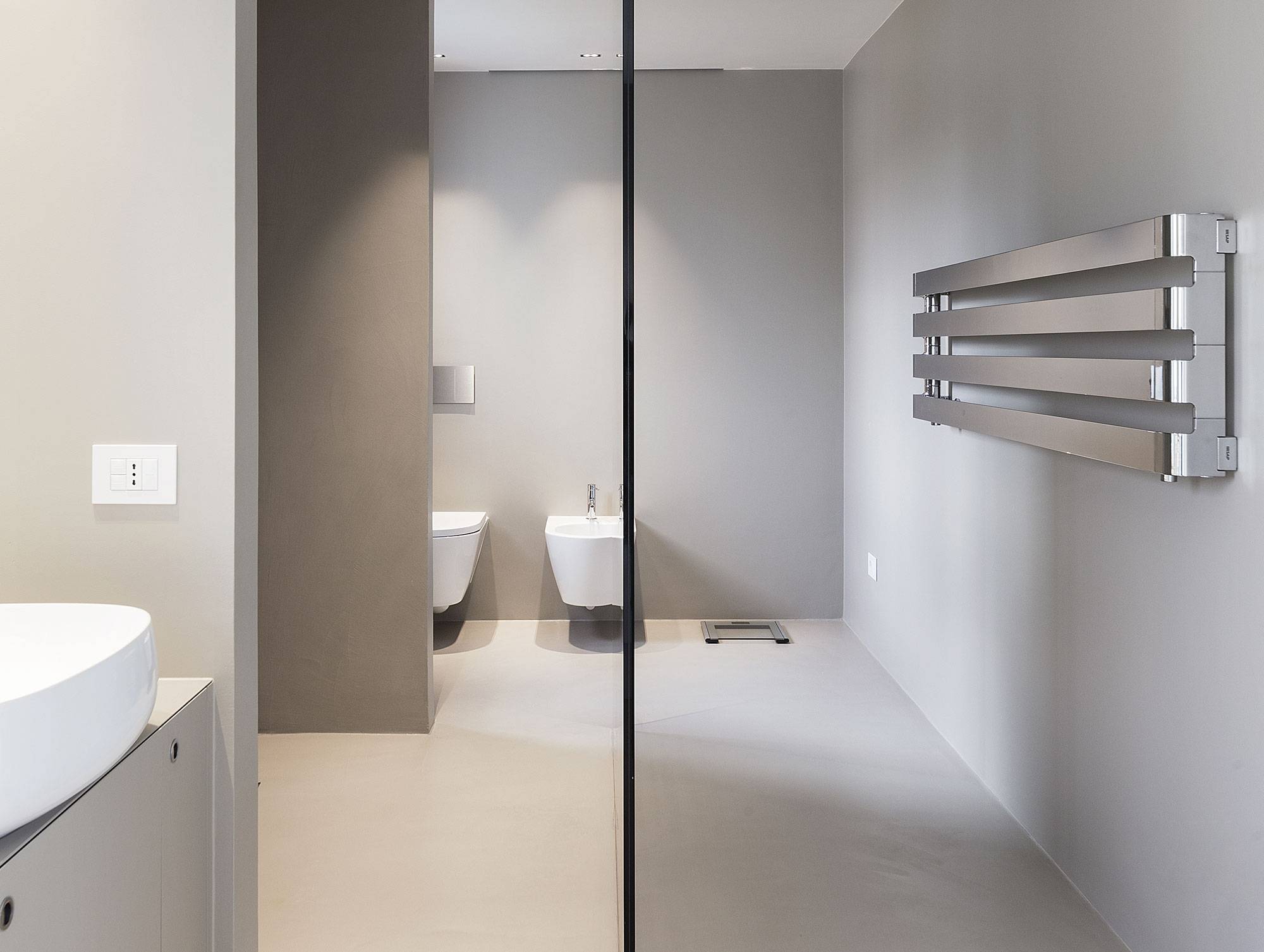 elekta-resinnova-resine-rivestimenti-pareti-pavimenti (2)